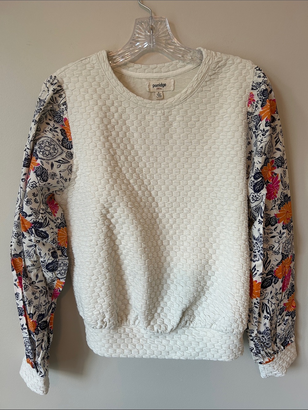 Porridge Women's Cream Textured Pullover with Floral Cotton Sleeves